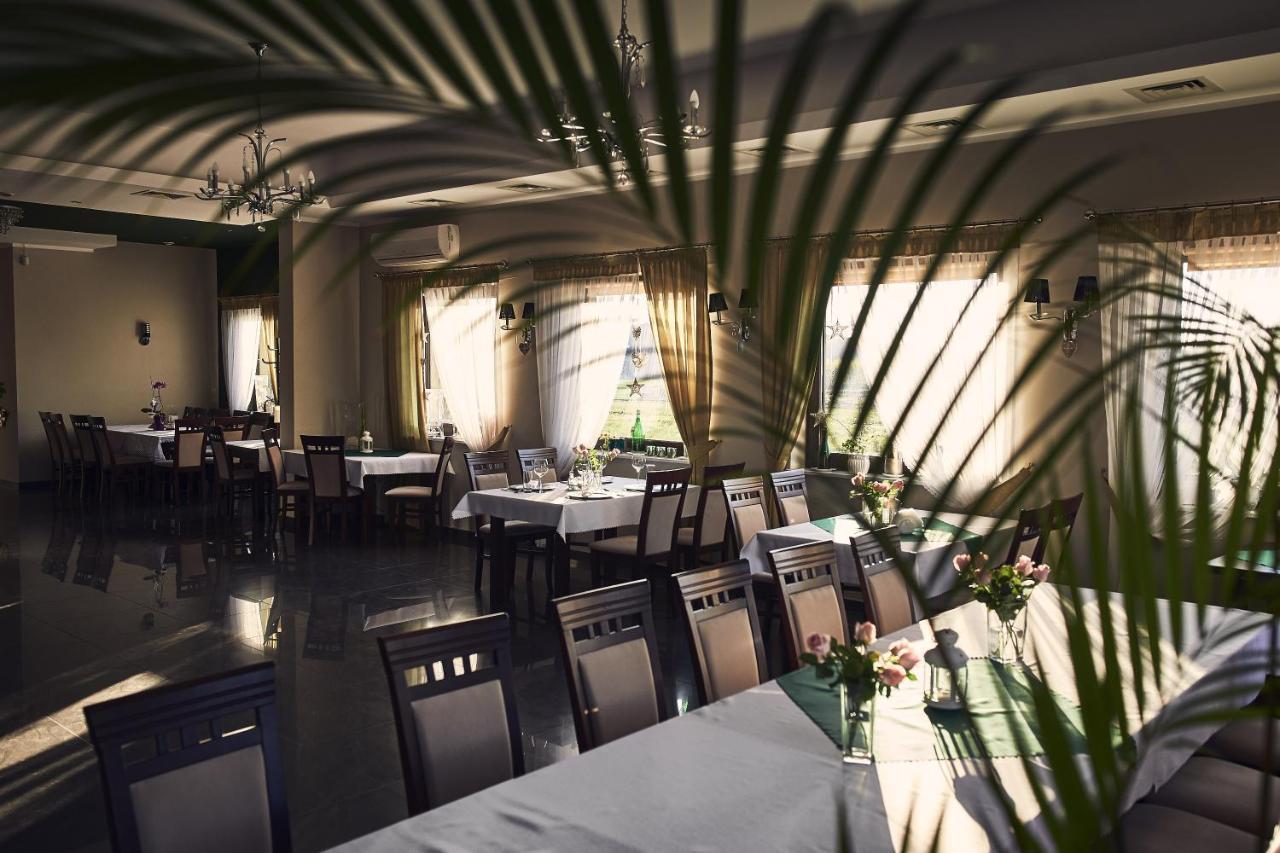Hotel Ab Tychy Eksteriør bilde