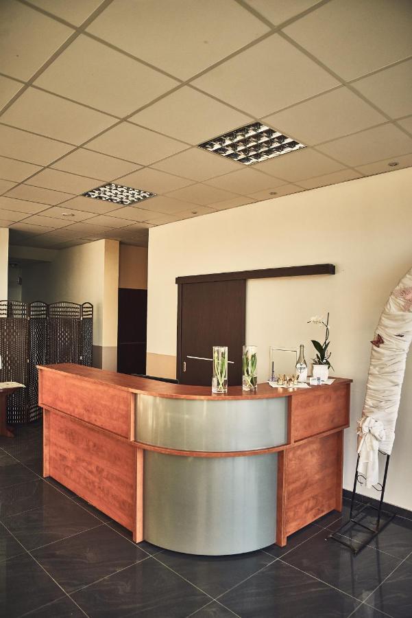 Hotel Ab Tychy Eksteriør bilde