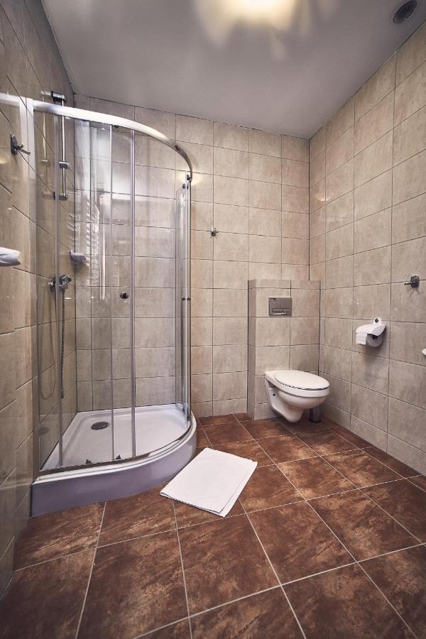 Hotel Ab Tychy Eksteriør bilde