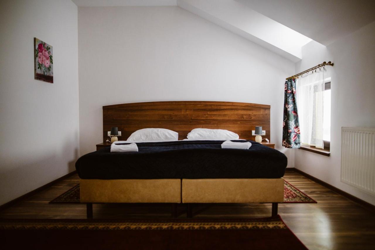Hotel Ab Tychy Eksteriør bilde